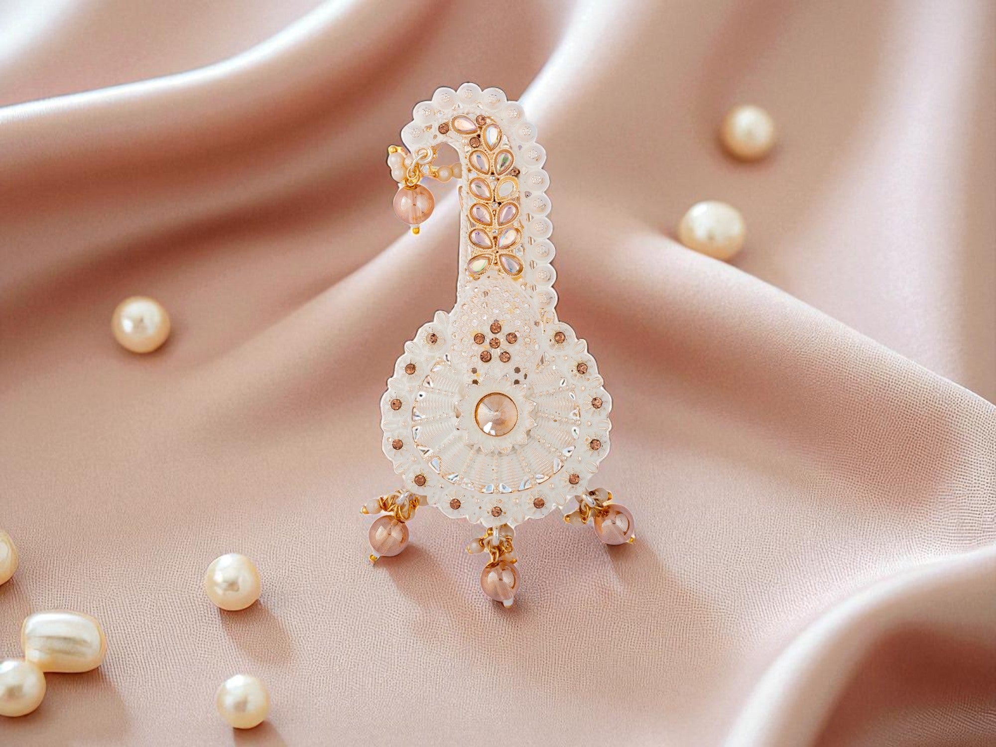 Elegant Groom kalgi with Stone Embellishments