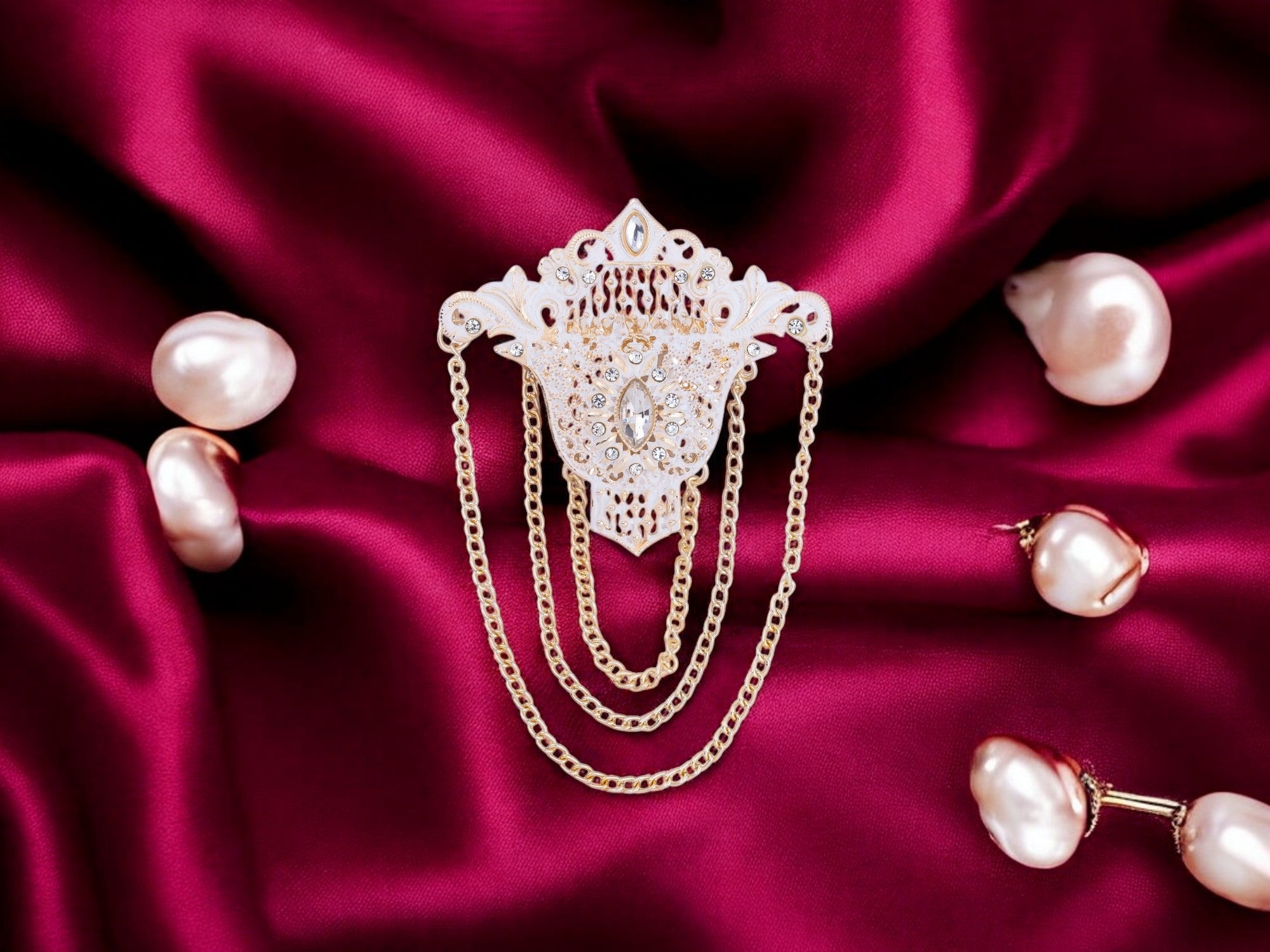 Elegant Groom's Brooch with Chain Detailing - Pink