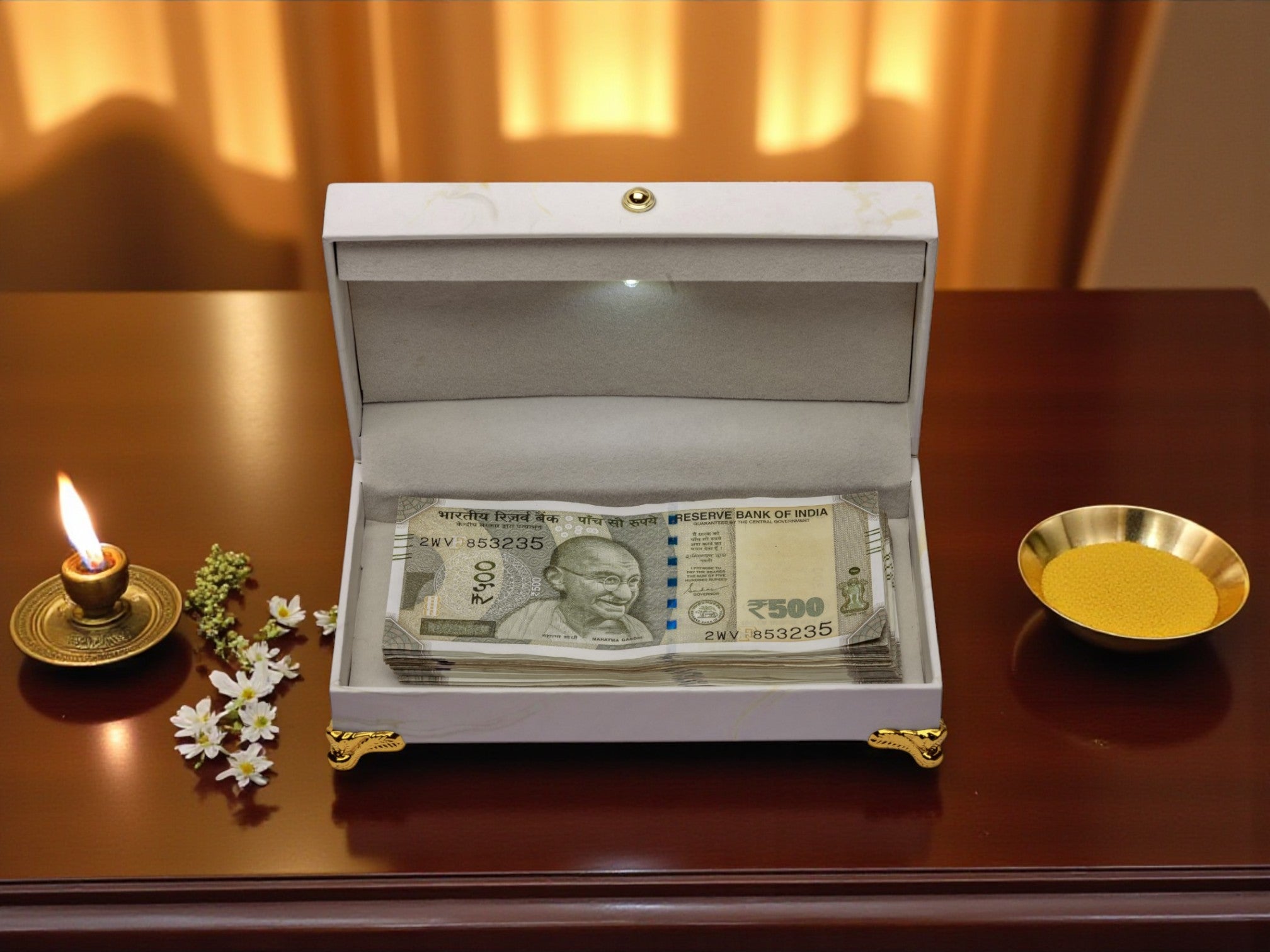 Elegant Multicolor Leaf Design Cash Box