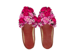 Gulaabi Nazar – Bold Bridal Floral Juti