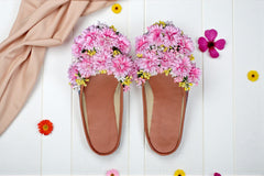 Gulabi Gulshan Floral Juti – Soft Pink Delight