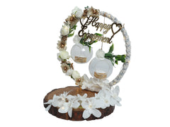 Petal Drop Engagement Ring Holder