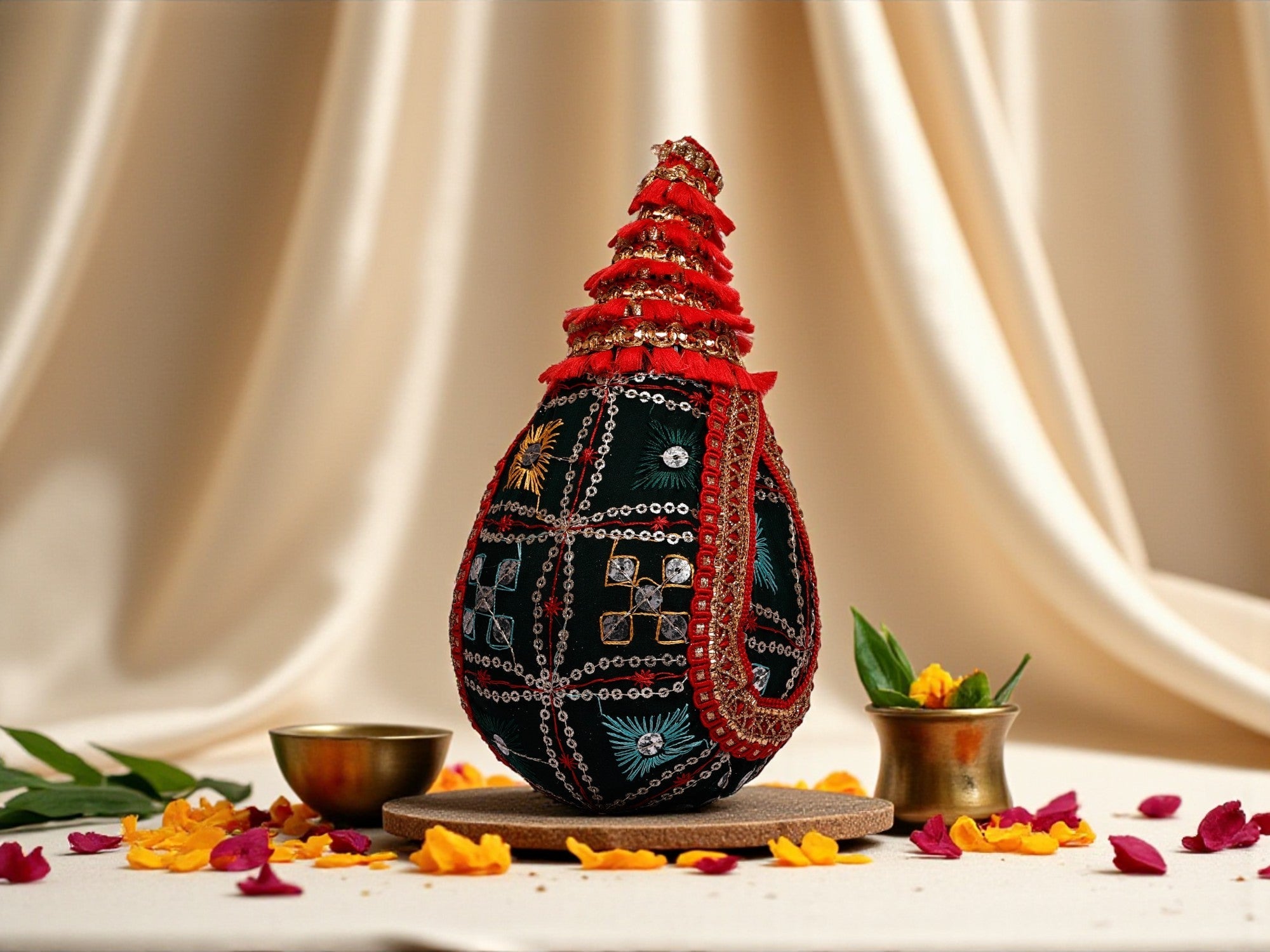 Rajwada Handcrafted nariyal - Green