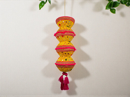 Zardozi handcrafted manda - Yellow