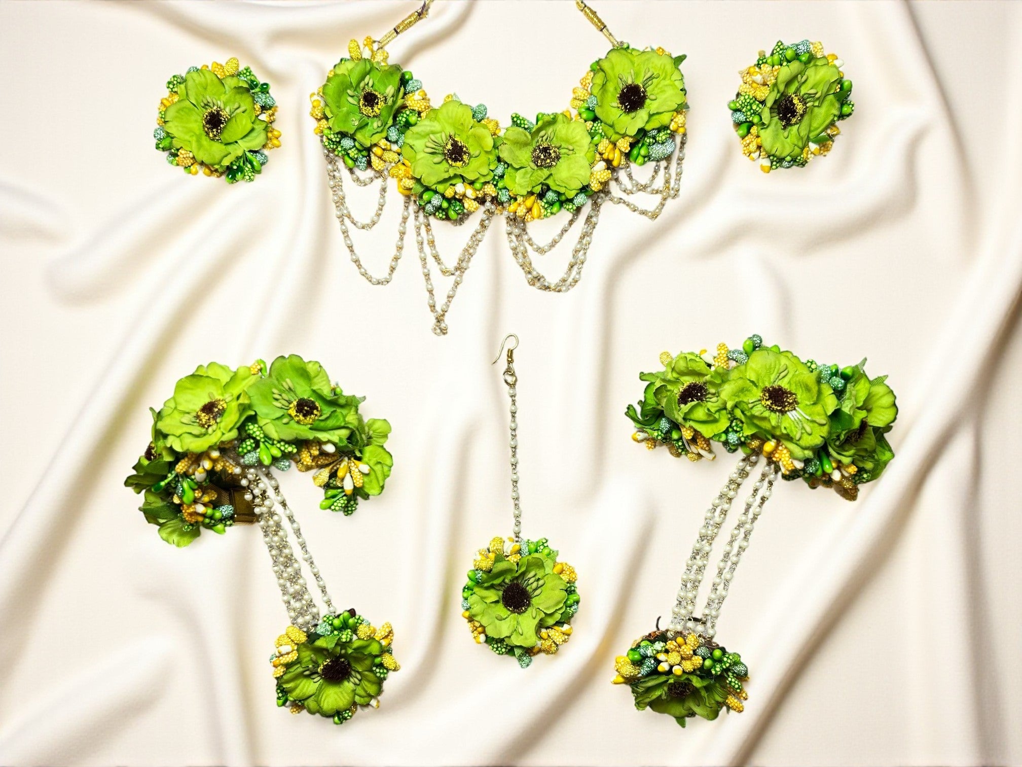 Flora Aura Floral Jewellery Set