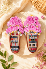 Gulabi Leher Floral Juti – Pink Petal Charm