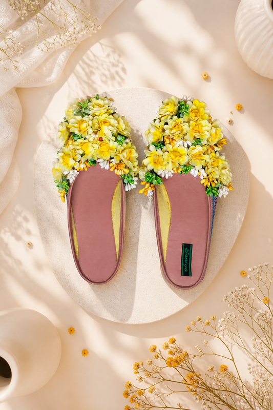 Haldi Hues Floral Juti – Sunshine Bloom
