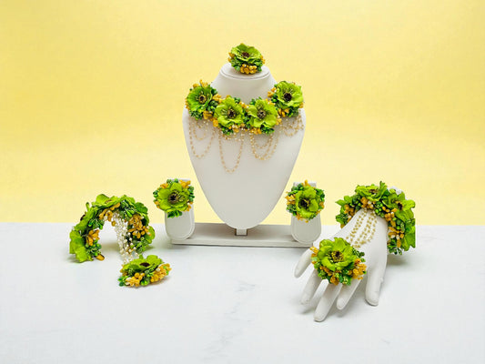 Flora Aura Floral Jewellery Set