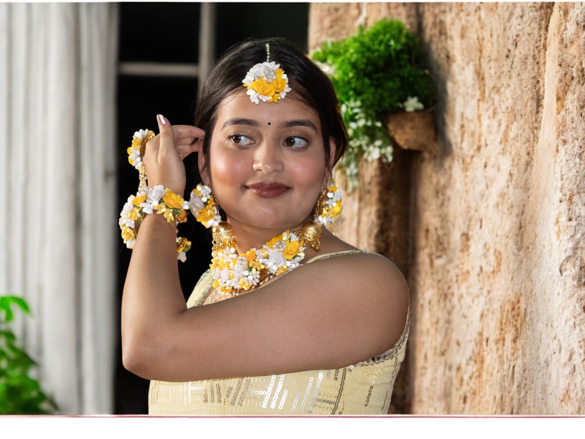 Petal Glow Floral Jewellery Set
